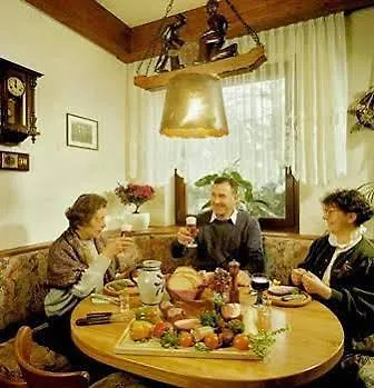 Zum Hirsch Hotel