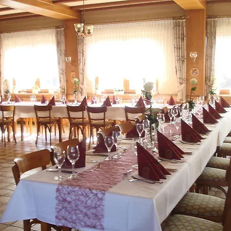 Zum Hirsch Hotel